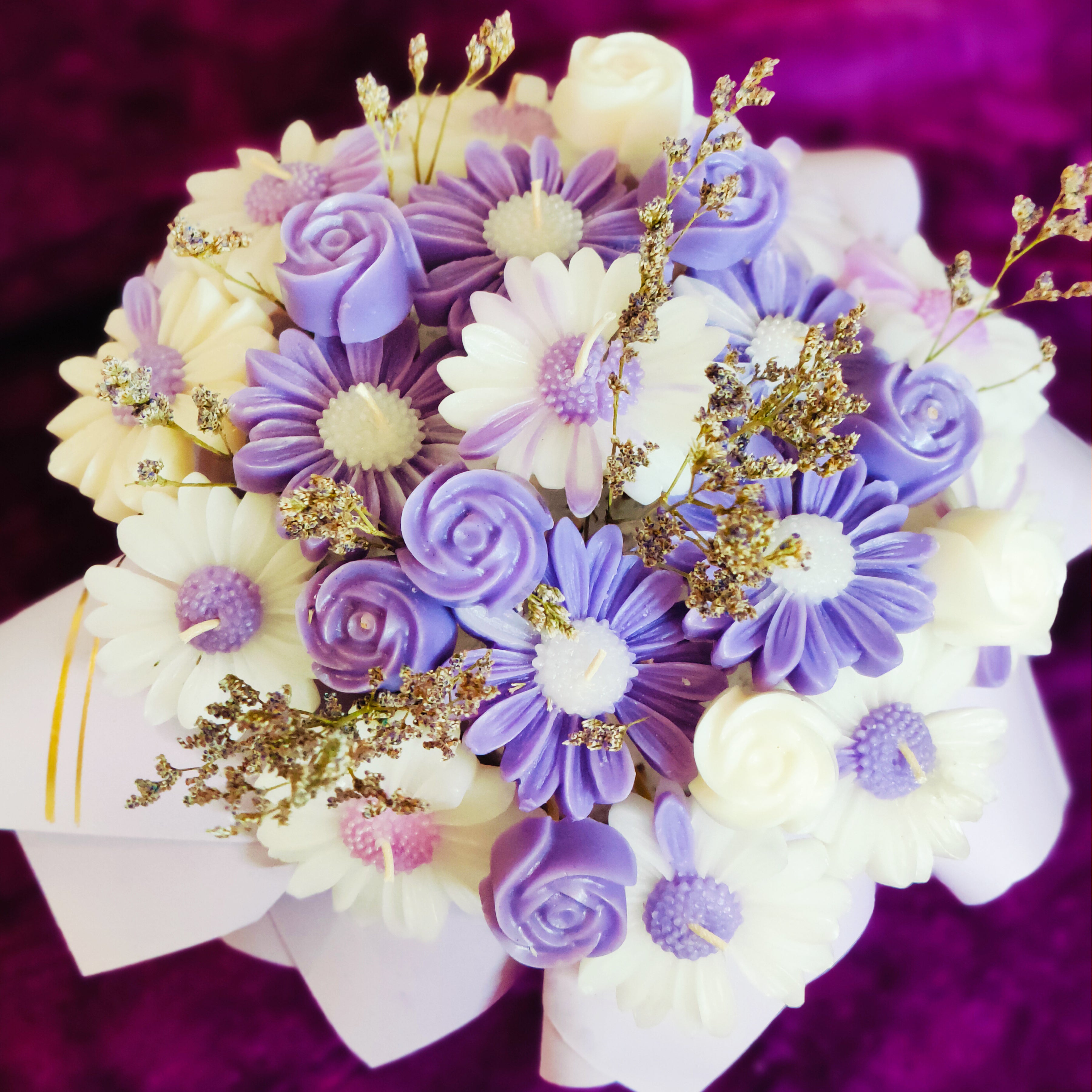 Daisy Candle Bouquet