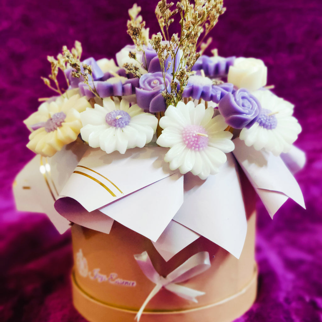 Daisy Candle Bouquet